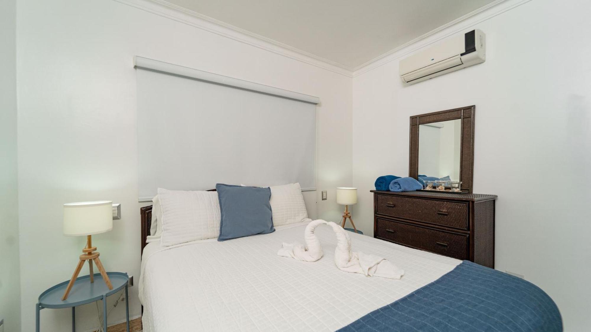 Suites At Grand Laguna Beach By Calisto Stays Сосуа Номер фото