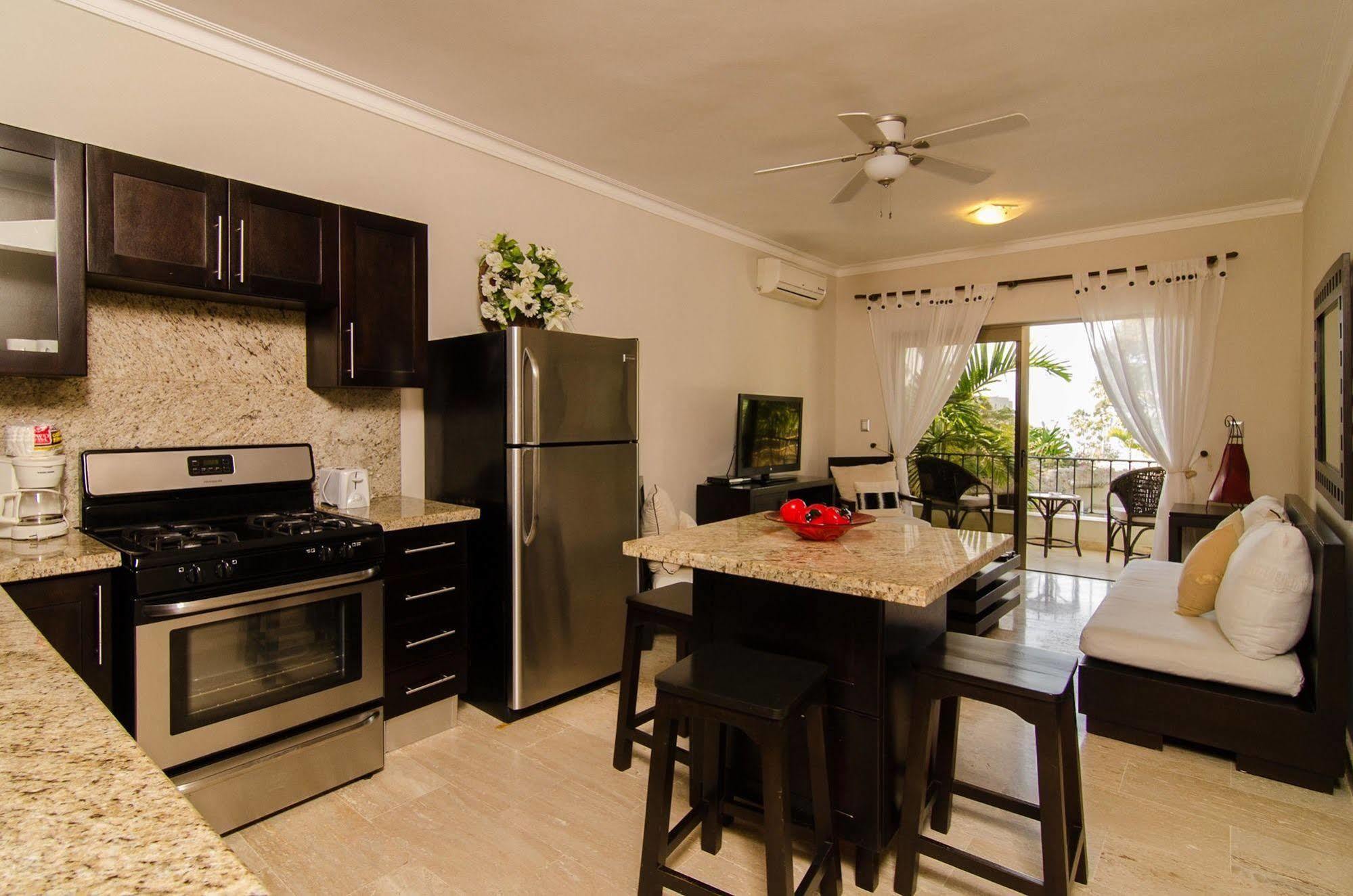 Suites At Grand Laguna Beach By Calisto Stays Сосуа Экстерьер фото
